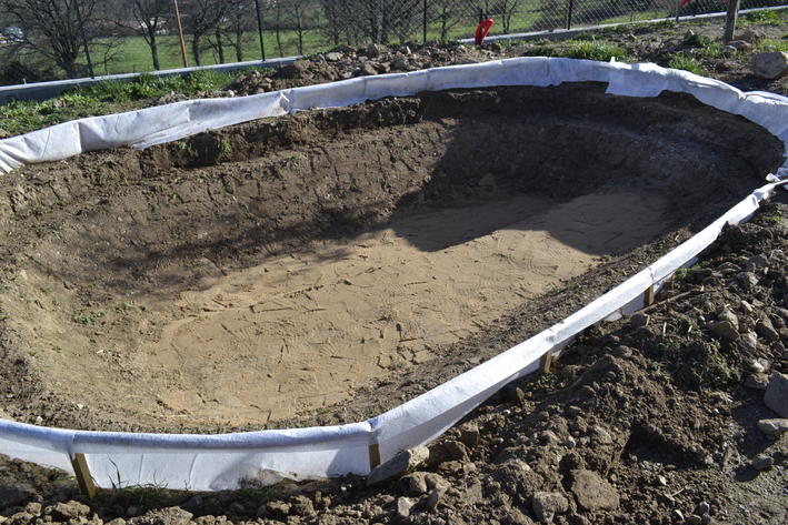 Construction d'un bassin de jardin avec bâche EPDM